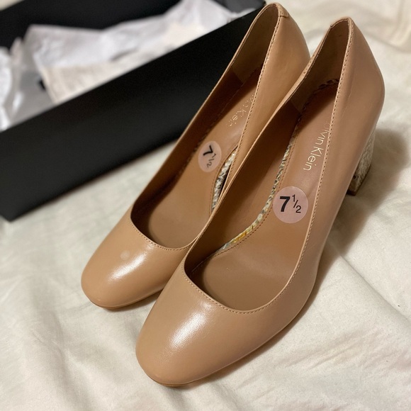 Kelvin Klein shoes - Picture 2 of 4